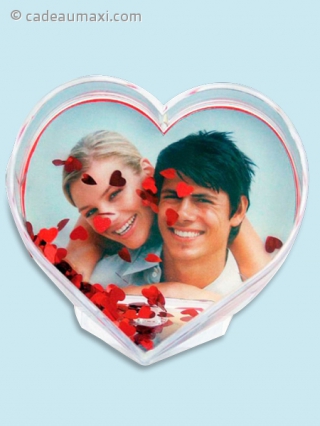 Cadre photo en plastique en forme de coeur avec confettis 