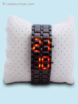 Montre à LED avec bracelet en métal