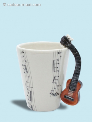 Mug avec partition et anse guitare 