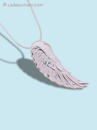 Collier argenté avec pendentif aile d'ange