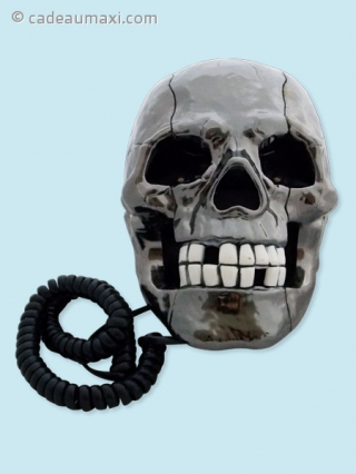 Téléphone filaire en forme de tête de mort