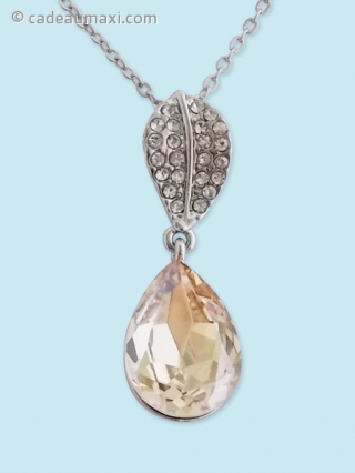 Collier à pendentif feuille et fausse pierre