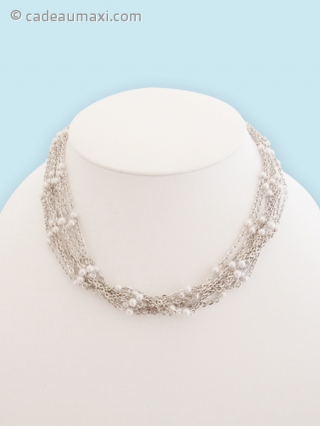 Collier à 9 chaînes et billes nacrées