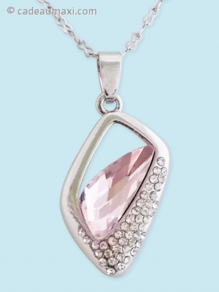 Collier avec pendentif strass et pierre rose pâle