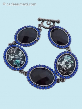 Bracelet à fond bleu et pierres noires
