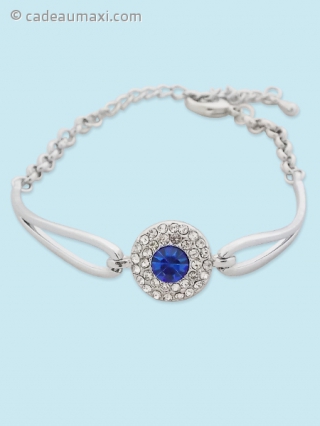 Bracelet avec pierre bleue au creux d'un cercle de strass